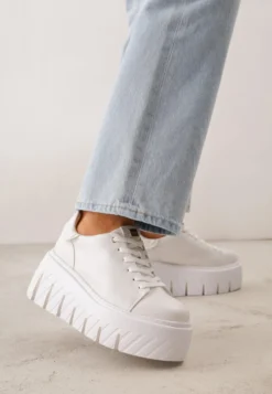 Białe Sneakersy VICES na Platformie Typu Chunky Tassi