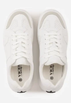 Białe Sneakersy Vices na Platformie z Gwiazdką Fenarra