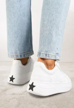 Białe Sneakersy Vices na Platformie z Gwiazdką Fenarra