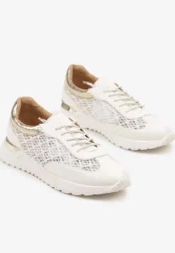 Białe Sneakersy z Ażurowym Zdobieniem i Metalicznymi Wstawkami Sesovienna