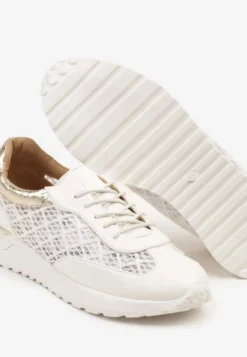 Białe Sneakersy z Ażurowym Zdobieniem i Metalicznymi Wstawkami Sesovienna