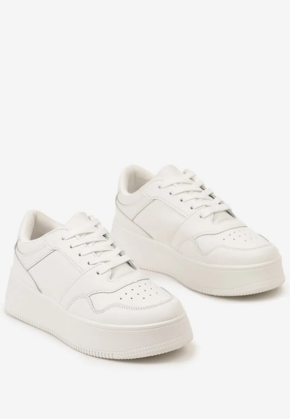 Białe Sneakersy z Cholewką przed Kostkę na Platformie Liciana