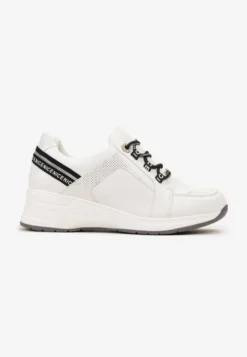 Białe Sneakersy ze Skórzaną Wkładką Ozdobione Napisami na Koturnie Dorvalia