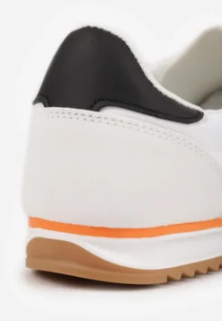 Białe Sneakersy z Geometrycznym Wzorem Zoloti