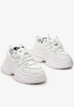 Białe Sneakersy z Grubymi Sznurówkami na Niskiej Platformie Lasandre