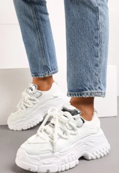 Białe Sneakersy z Grubymi Sznurówkami na Niskiej Platformie Lasandre