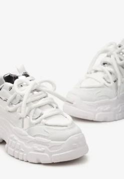 Białe Sneakersy z Grubymi Sznurówkami na Niskiej Platformie Lasandre