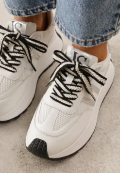 Białe Streetwearowe Sneakersy Chunky VICES na Platformie Ilnatea