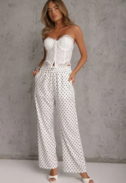 Białe Szerokie Spodnie Casual High Waist w Groszki Ozdobione Perełką Mesalin