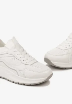 Białe Sznurowane Sneakersy na Grubej Podeszwie z Błyszczącymi Wstawkami Nithirela