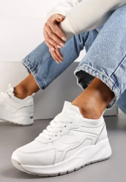 Białe Sznurowane Sneakersy na Grubej Podeszwie z Błyszczącymi Wstawkami Nithirela