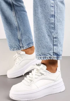 Białe Sznurowane Sneakersy na Platformie z Metalicznymi Wstawkami Arileva