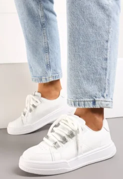 Białe Sznurowane Sneakersy z Detalami z Cyrkoniami Falenc