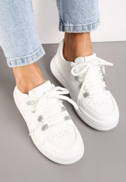 Białe Sznurowane Sneakersy z Detalami z Cyrkoniami Falenc