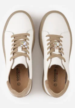 Biało-Beżowe Minimalistyczne Sneakersy Skórzane na Platformie z Aplikacją z Cyrkoniami Gorisa