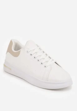 Biało-Beżowe Wiązane Sneakersy na Płaskiej Podeszwie z Modną Wstawką Zanelih