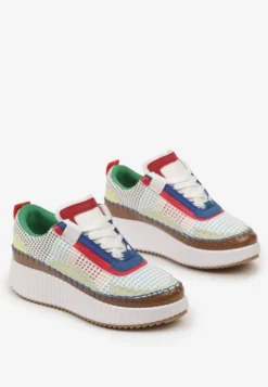 Biało-Brązowe Sneakersy na Platformie Ozdobione Nitami i Patchworkowymi Wstawkami Jeneria