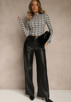 Biało-Czarna Bluzka Longsleeve z Golfem z Bawełny w Geometryczny Print Zadanevia