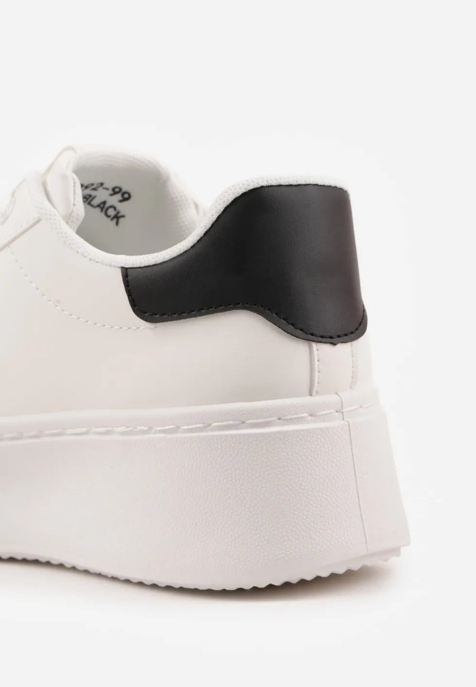 Biało-Czarne Basicowe Sneakersy na Platformie Tiaeliana
