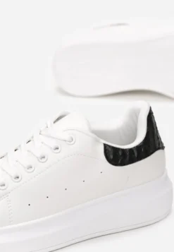 Biało-Czarne Sneakersy na Niskiej Platformie w Klasycznym Stylu Lucid Dream