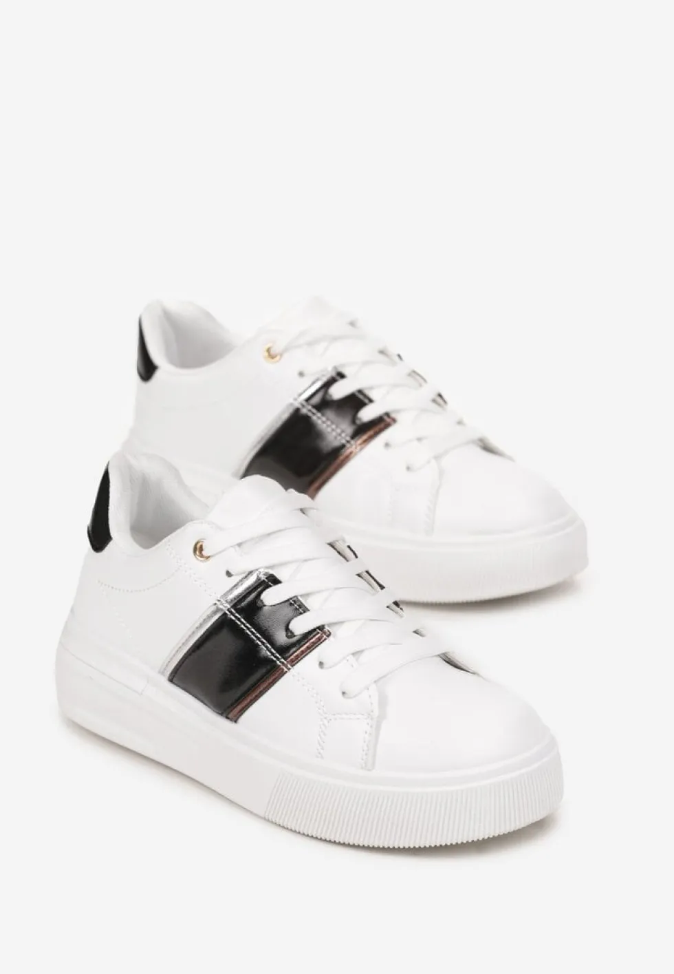 Biało-Czarne Sneakersy na Niskiej Platformie z Metalicznymi Wstawkami Tommu