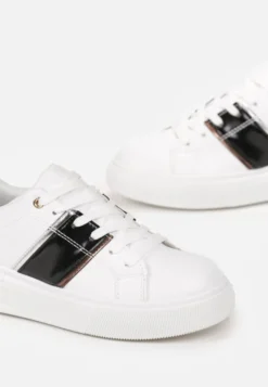 Biało-Czarne Sneakersy na Niskiej Platformie z Metalicznymi Wstawkami Tommu