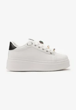 Biało-Czarne Sneakersy na Platformie z Biżuteryjnymi Zawieszkami na Sznurówkach Faeleen