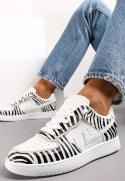 Biało-Czarne Sneakersy przed Kostkę z Sznurowaniem Eleuteria