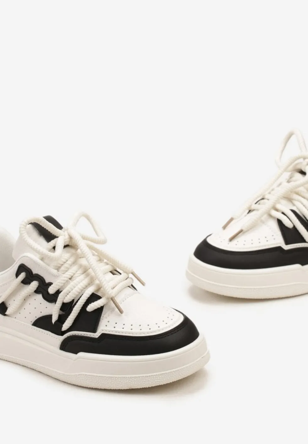 Biało-Czarne Sneakersy Sylvena