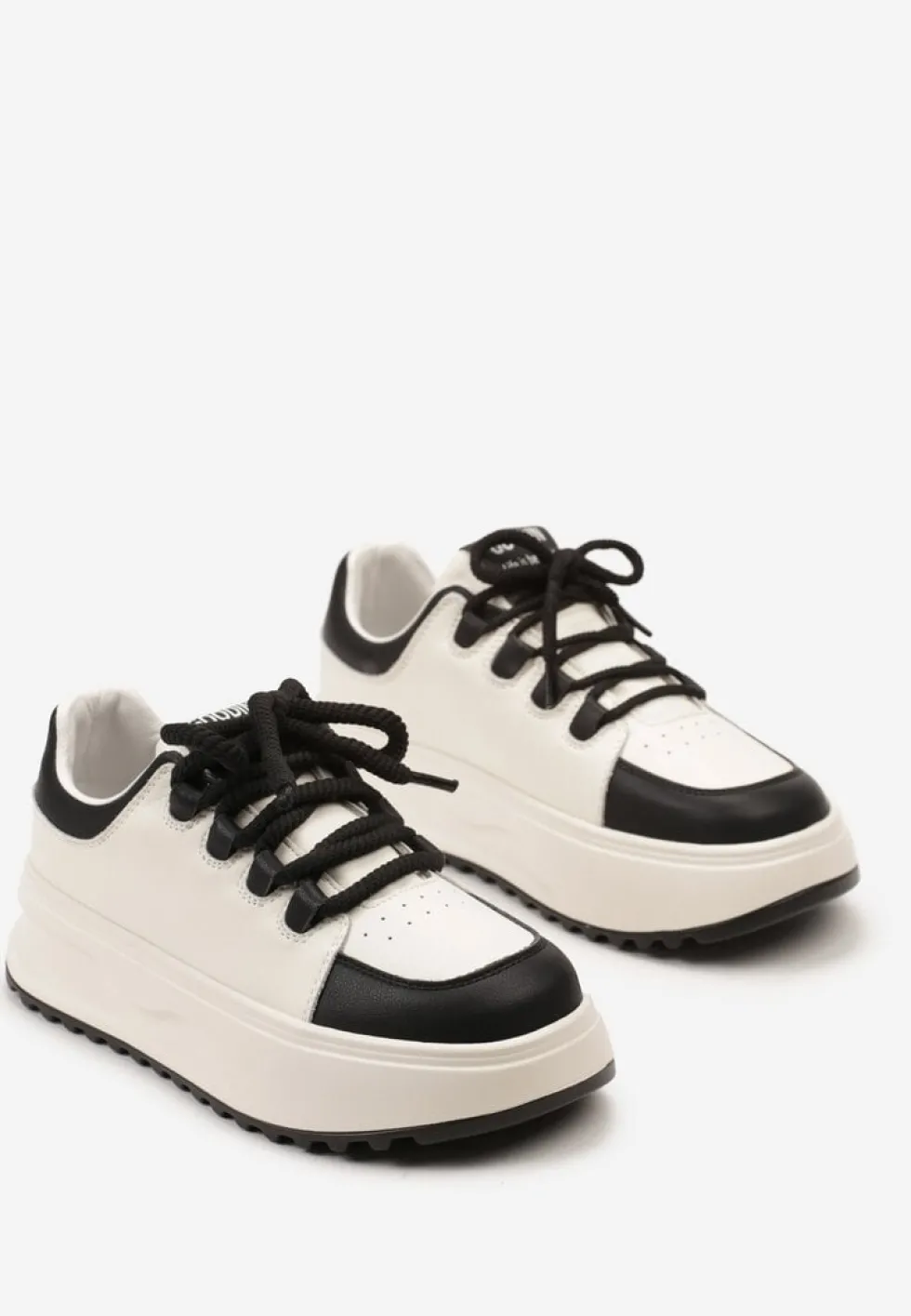 Biało-Czarne Sneakersy ze Skóry Naturalnej z Platformą i Szerokimi Sznurówkami Talthea