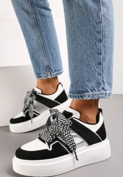 Biało-Czarne Sneakersy z Przeszyciami i Ozdobnymi Sznurówkami na Grubej Podeszwie Timarel