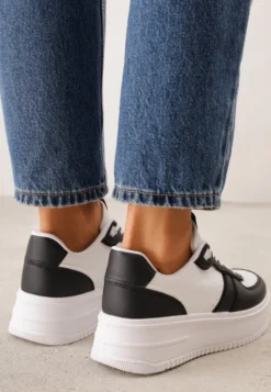 Biało-Czarne Sznurowane Sneakersy na Grubej Podeszwie Salsabil