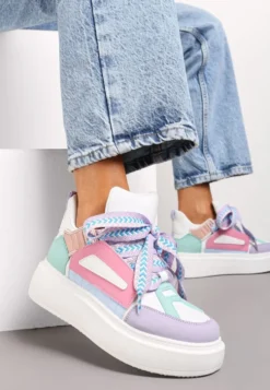 Biało-Fioletowe Sneakersy Na Niskiej Platformie z Szerokimi Sznurówkami we Wzorek Vidira