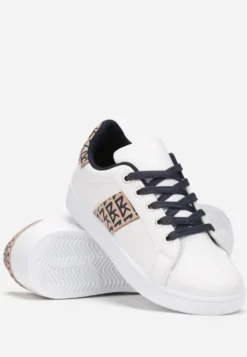 Biało-Granatowe Sneakersy z Wstawkami Danthe