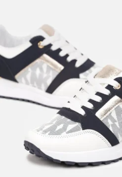 Biało-Granatowe Sznurowane Sneakersy z Nadrukowanymi Literami Dandia