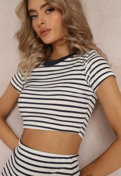 Biało-Granatowy Wiskozowy T-shirt w Paski z Krótkim Rękawem i Okrągłym Dekoltem Niobela