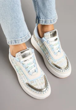 Biało-Niebieskie Sneakersy z Tweedowymi Zdobieniami i Przeszyciami na Platformie Ulandrelia