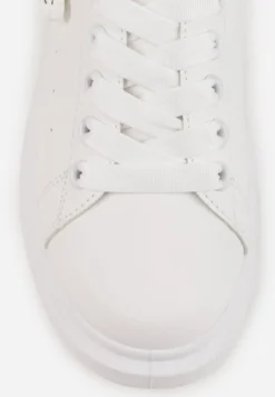 Biało-Różowe Casualowe Sneakersy z Zawieszką Misiem Ulevidia