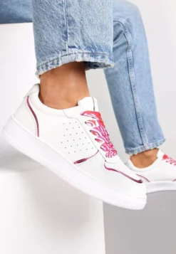Biało-Różowe Sneakersy z Kolorowymi Sznurówkami i Metalicznymi Wstawkami Lania
