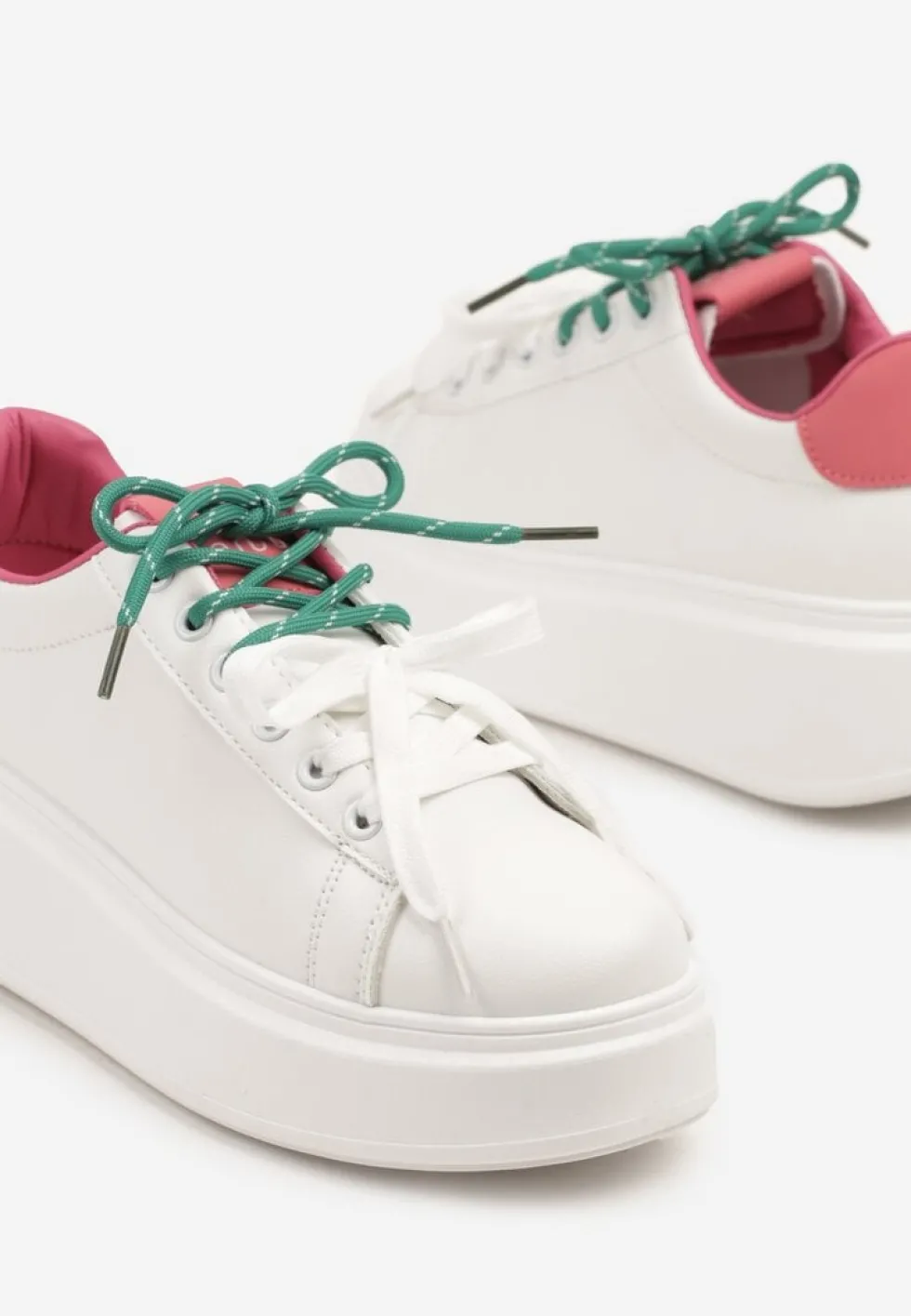 Biało-Różowe Sneakersy z Podwójnym Sznurowaniem Zdivoria