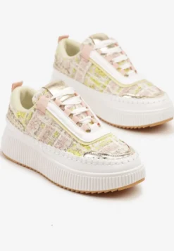 Biało-Różowe Sneakersy z Tweedowymi Zdobieniami i Przeszyciami na Platformie Ulandrelia