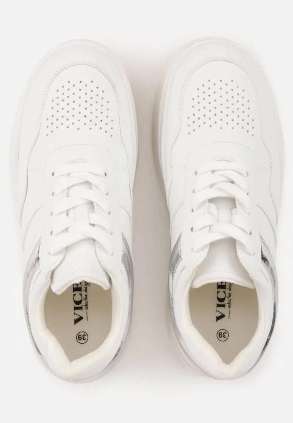 Biało-Srebrne Sneakersy Vices na Platformie z Tłoczonym Napisem ze Sznurowaniem Eanneth