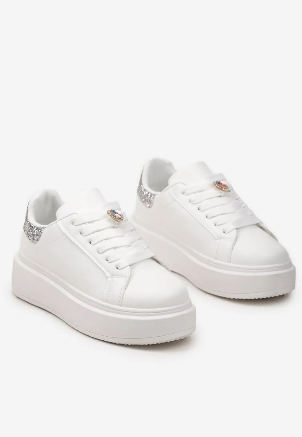 Biało-Srebrne Sneakersy z Brokatową Wstawką i Cyrkonią przy Sznurówkach Wineta