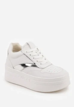 Biało-Srebrne Sznurowane Sneakersy Vices na Platformie z Metalicznymi Paskami Neliawen