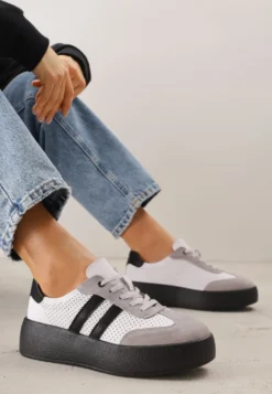 Biało-Szare Sneakersy ze Skóry Naturalnej na Platformie z Perforacją i Paskami Urevla
