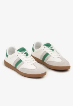 Biało-Zielone Sneakersy ze Skóry Naturalnej na Płaskiej Podeszwie Wykończone Paskami Navinda