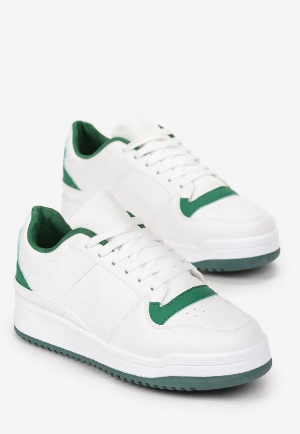 Biało-Zielone Sneakersy z Perforacją na Nosku i Wstawkami na Zapiętku Favisi