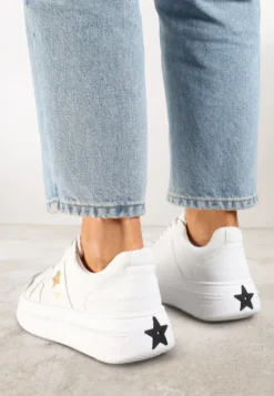 Biało-Złote Sneakersy Vices na Platformie z Gwiazdką Fenarra