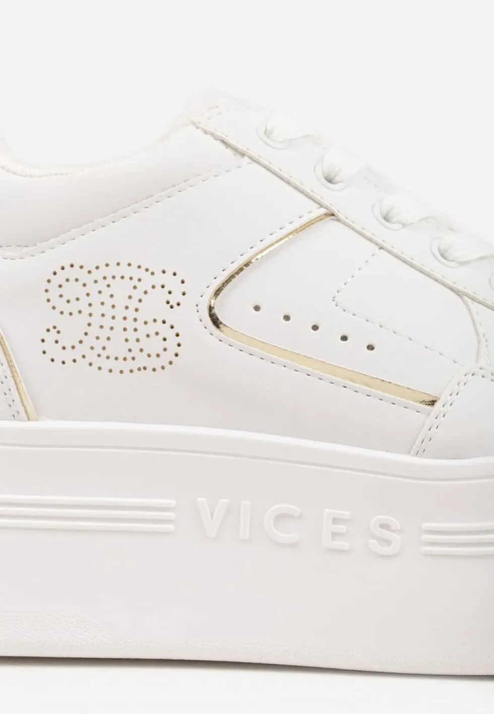 Biało-Złote Sneakersy Vices na Platformie Ozdobione Metalicznymi Aplikacjami Nelanil
