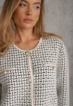 Biały Kardigan z Wełną w Geometryczny Print z Guzikami w Stylu Pereł Ifre